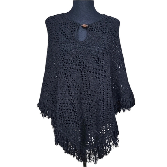 A.L.C Womens Black Open Weave Fringe Boho Poncho Sweater Sz OS Lightweight Chic - Picture 2 of 13